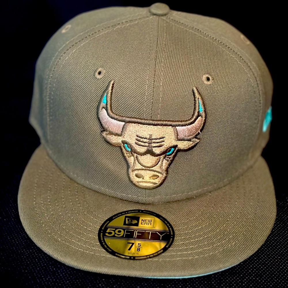 Bulls fitted cap